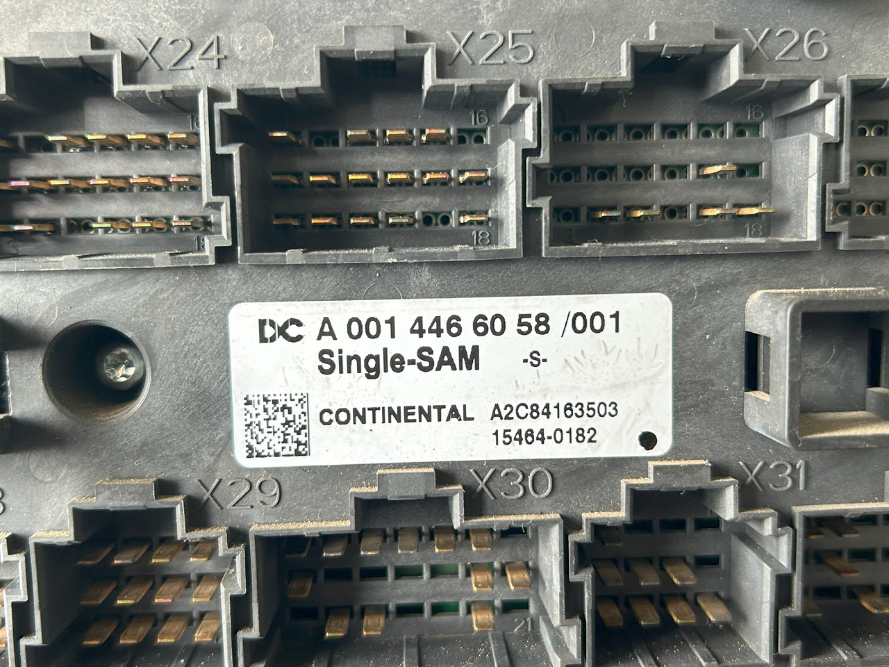 MERCEDES AROCS MP4 A FUSE MODULE SAM - Fusible: foto 2 MERCEDES AROCS MP4 A FUSE MODULE SAM - Fusible: foto 2