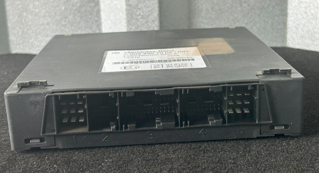 MERCEDES AROCS MP4 CPC3 - Unidad de control: foto 2 MERCEDES AROCS MP4 CPC3 - Unidad de control: foto 2