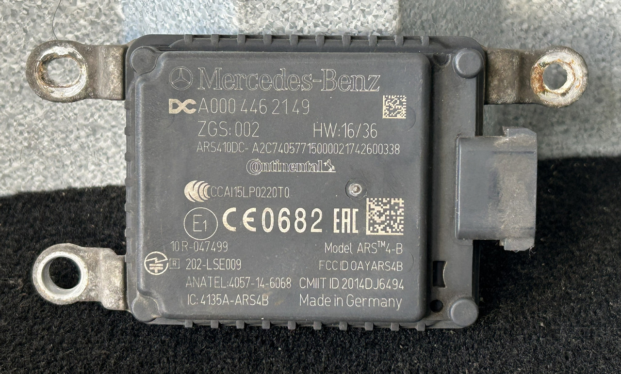 MERCEDES-BENZ RADAR DISTRONIC ACTROS MP4 - Unidad de control: foto 1 MERCEDES-BENZ RADAR DISTRONIC ACTROS MP4 - Unidad de control: foto 1