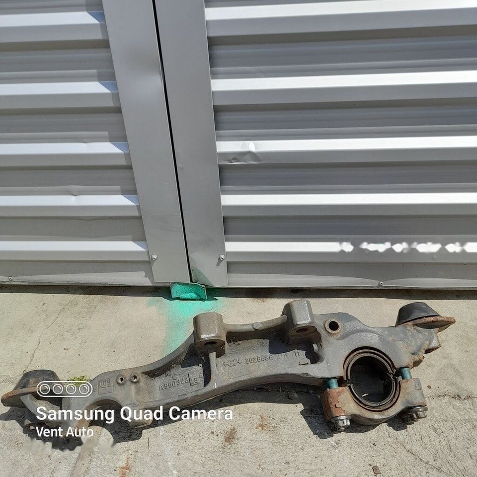 MOCWANIE PODUSZEK Mercedes-Benz ACTROS MP4 A9603284541 Mercedes-Benz A9603284541 - Suspensión para Camión: foto 2 MOCWANIE PODUSZEK Mercedes-Benz ACTROS MP4 A9603284541 Mercedes-Benz A9603284541 - Suspensión para Camión: foto 2