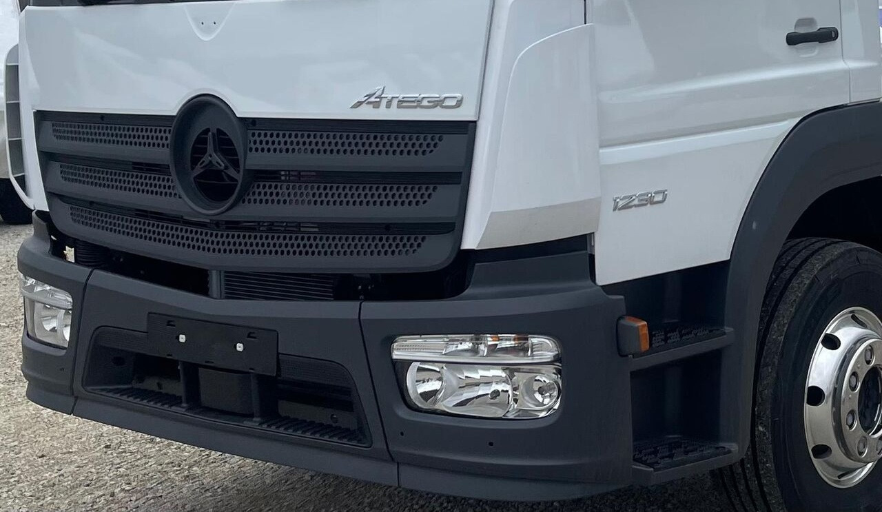 Mercedes-Benz KOMPLETNY PRZÓD ATEGO Mercedes-Benz ATEGO - Parachoques para Camión: foto 2 Mercedes-Benz KOMPLETNY PRZÓD ATEGO Mercedes-Benz ATEGO - Parachoques para Camión: foto 2