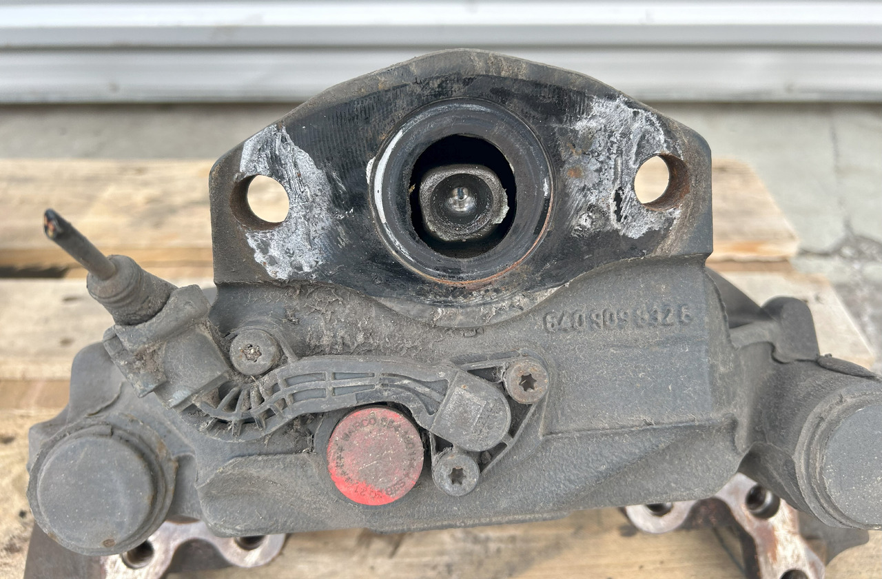 WABCO BRAKE CALIPER REAR LEFT MERCEDES ACTROS MP4 - Pinza de freno: foto 3 WABCO BRAKE CALIPER REAR LEFT MERCEDES ACTROS MP4 - Pinza de freno: foto 3