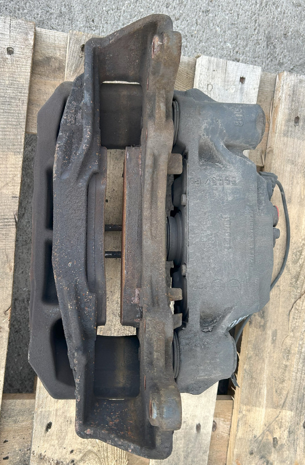 WABCO BRAKE CALIPER REAR RIGHT MERCEDES ACTROS MP4 - Pinza de freno: foto 5 WABCO BRAKE CALIPER REAR RIGHT MERCEDES ACTROS MP4 - Pinza de freno: foto 5