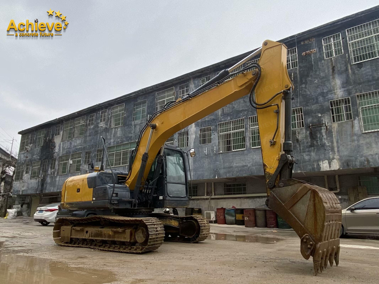 XCMG XE135D 0.32-0.61(0.52) m³ 86/2200 kw/rpm QSF3.8 260 L 99.1 kN 【ACHIEVE】 TOP CONDITION!!! - Excavadora de cadenas: foto 1 XCMG XE135D 0.32-0.61(0.52) m³ 86/2200 kw/rpm QSF3.8 260 L 99.1 kN 【ACHIEVE】 TOP CONDITION!!! - Excavadora de cadenas: foto 1