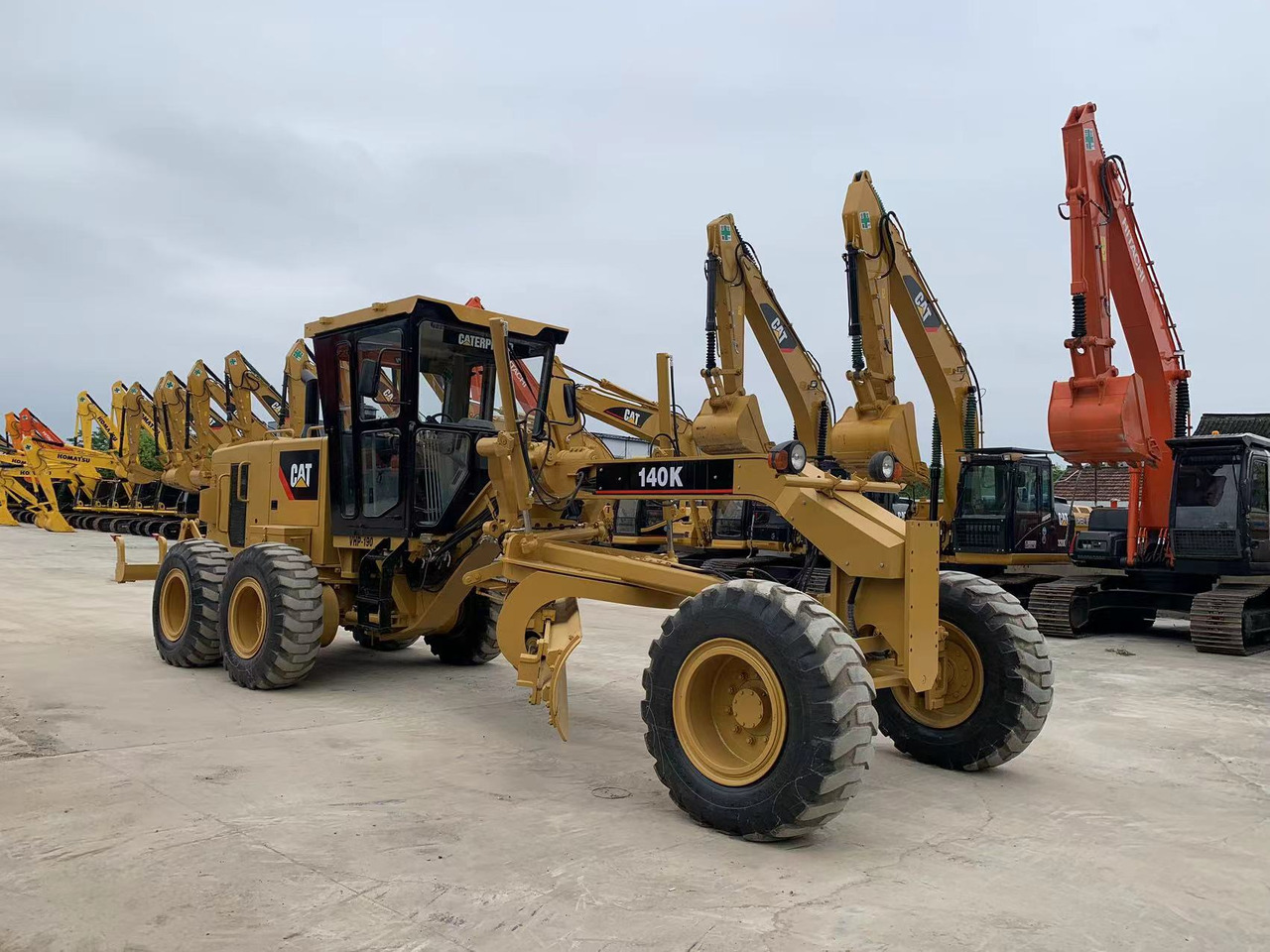 CATERPILLAR Motor Grader CAT 140K, 120K Road Construction Machine - Grader: foto 1 CATERPILLAR Motor Grader CAT 140K, 120K Road Construction Machine - Grader: foto 1