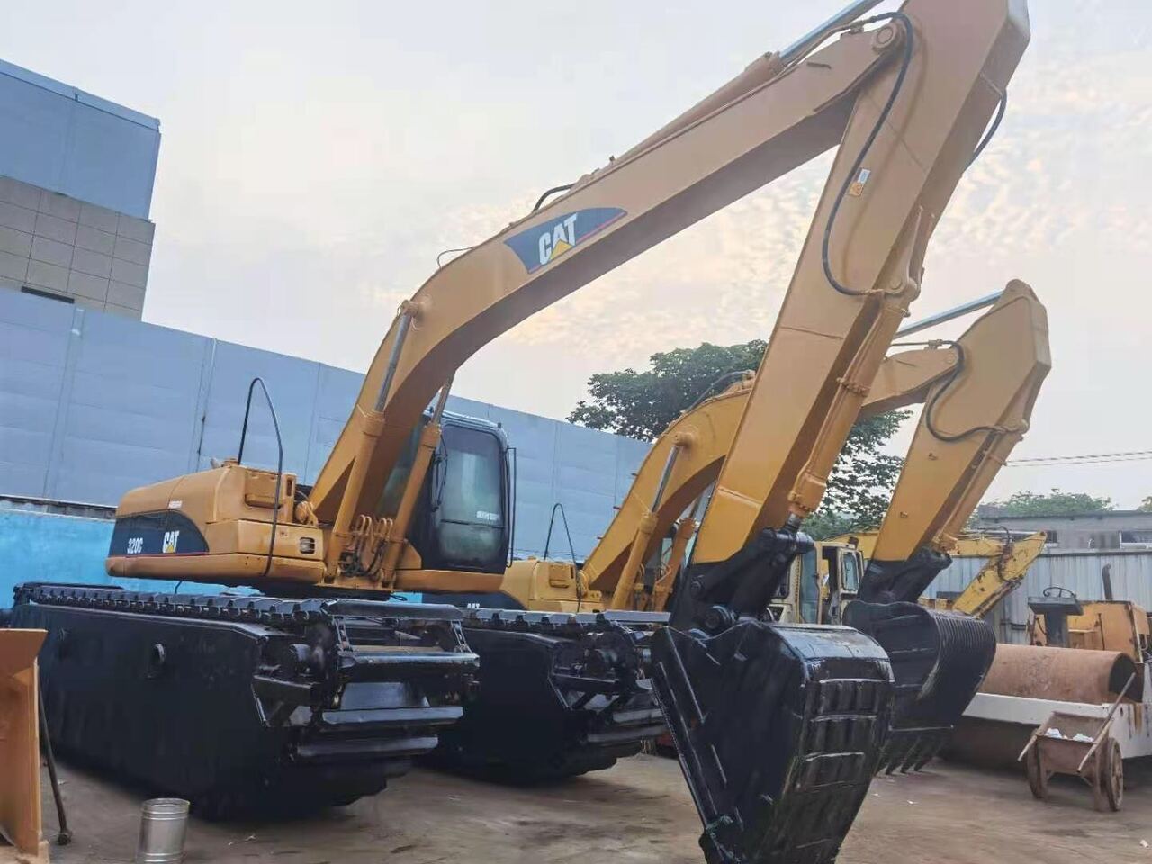 Cat Caterpillar swampy amphibious 320CL - Excavadora anfibia: foto 1 Cat Caterpillar swampy amphibious 320CL - Excavadora anfibia: foto 1
