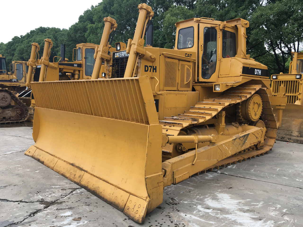 Caterpillar Bulldozer CAT D7H Used Condition Construction Machine - Bulldozer: foto 4 Caterpillar Bulldozer CAT D7H Used Condition Construction Machine - Bulldozer: foto 4