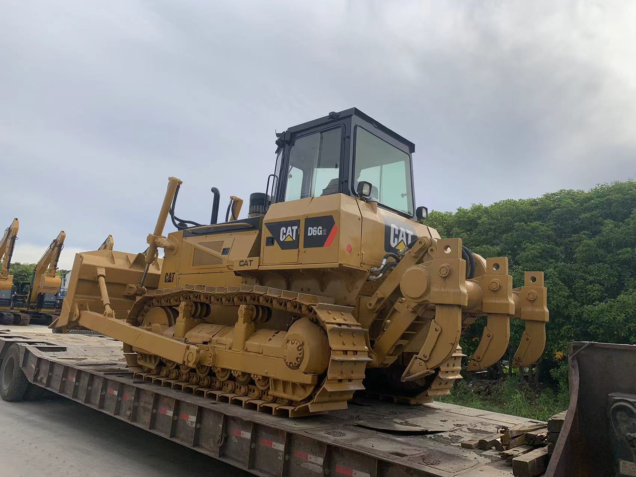 Caterpillar D6G, D6G2 Bulldozer Good Price Secondhand CAT Tracked Tractor - Bulldozer: foto 2 Caterpillar D6G, D6G2 Bulldozer Good Price Secondhand CAT Tracked Tractor - Bulldozer: foto 2