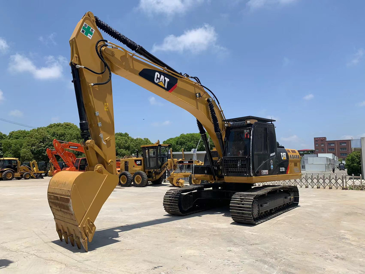 Caterpillar Excavator 320, 323 with Mechanical Engine Mitsubishi S6K - Excavadora de cadenas: foto 4 Caterpillar Excavator 320, 323 with Mechanical Engine Mitsubishi S6K - Excavadora de cadenas: foto 4
