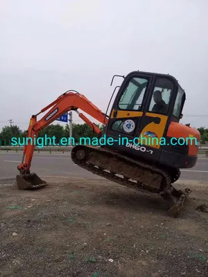 Cheap Second Hand 6 Ton Small Excavator Doosan Dh60, Dx60 Used Excavator on Sale - Excavadora de cadenas: foto 1 Cheap Second Hand 6 Ton Small Excavator Doosan Dh60, Dx60 Used Excavator on Sale - Excavadora de cadenas: foto 1