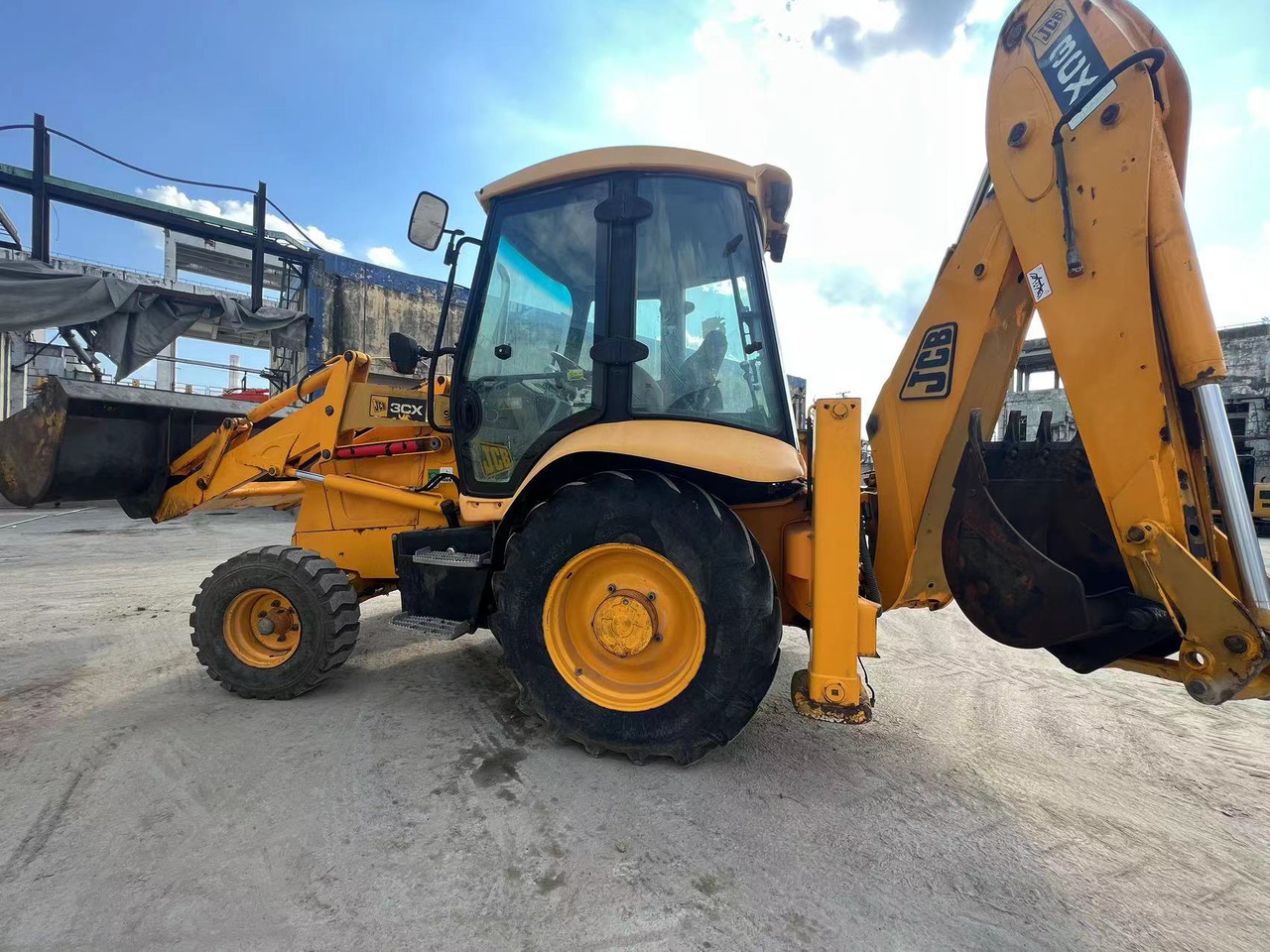 JCB 3CX Original Condition Used Backhoe Loader with Extendable Boom - Retroexcavadora: foto 1 JCB 3CX Original Condition Used Backhoe Loader with Extendable Boom - Retroexcavadora: foto 1