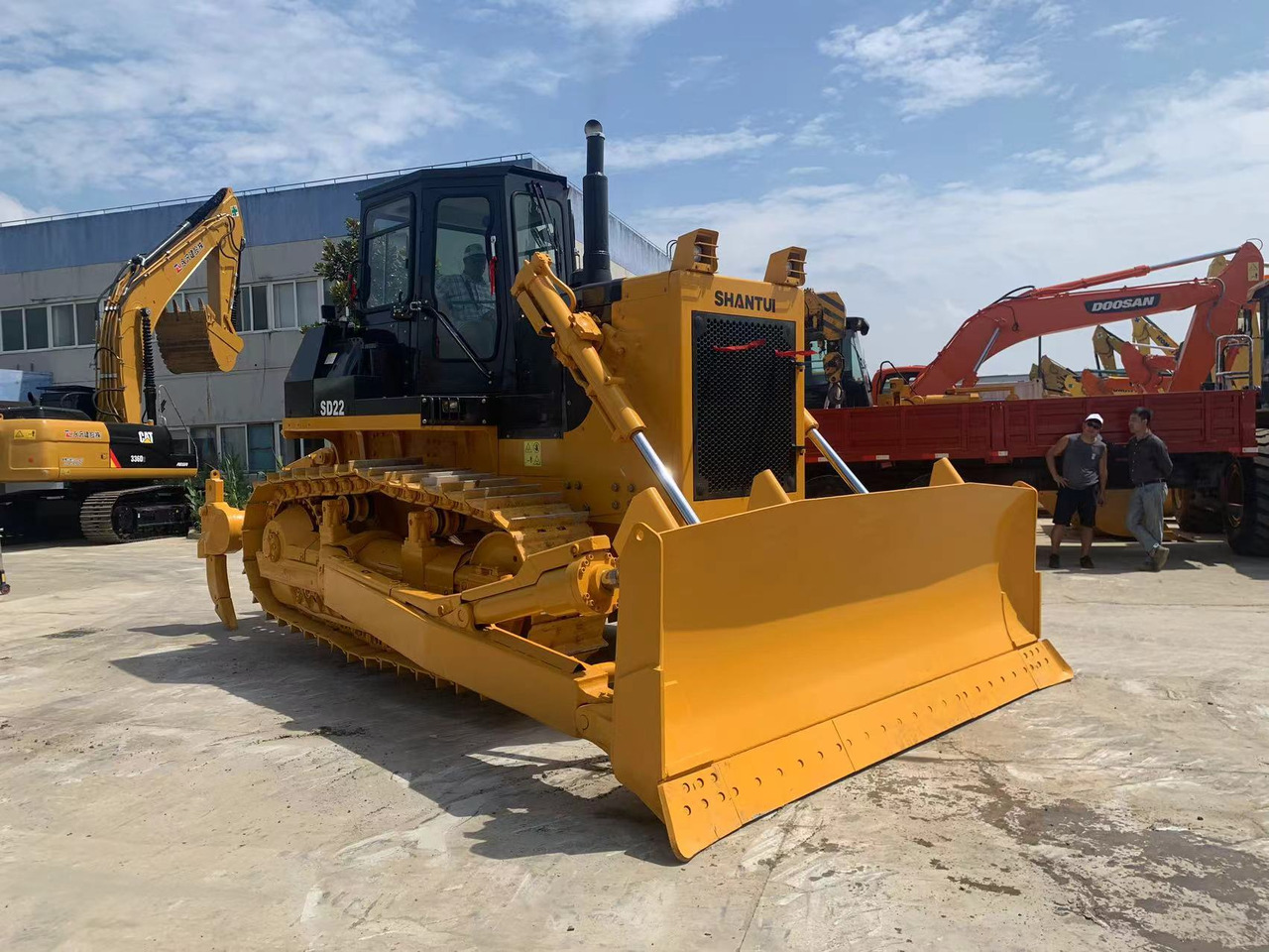 SHANTUI Bulldozer SD22, SD32 Secondhand Tracked Tactor - Bulldozer: foto 4 SHANTUI Bulldozer SD22, SD32 Secondhand Tracked Tactor - Bulldozer: foto 4