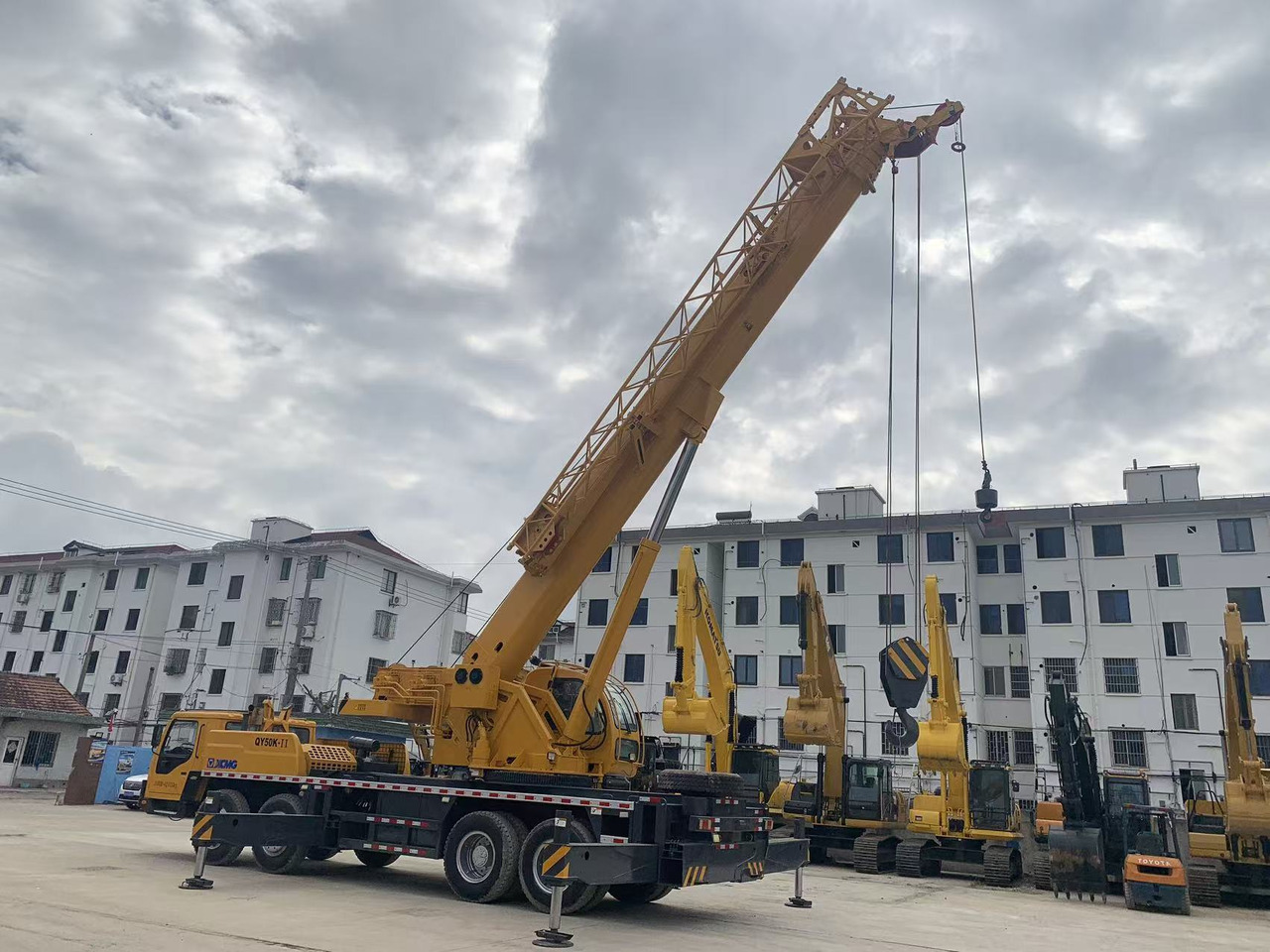 XCMG Truck Crane QY50K, QY65K, QY70K Good Price on Sale - Autogrúa: foto 4 XCMG Truck Crane QY50K, QY65K, QY70K Good Price on Sale - Autogrúa: foto 4