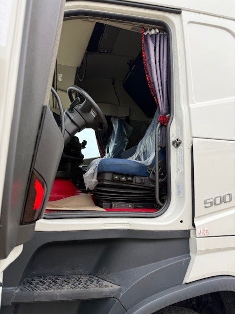 Volvo FH 500 6x2 - Cabeza tractora: foto 4 Volvo FH 500 6x2 - Cabeza tractora: foto 4