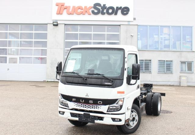 FUSO Canter 4S15E - Camión chasis: foto 1 FUSO Canter 4S15E - Camión chasis: foto 1