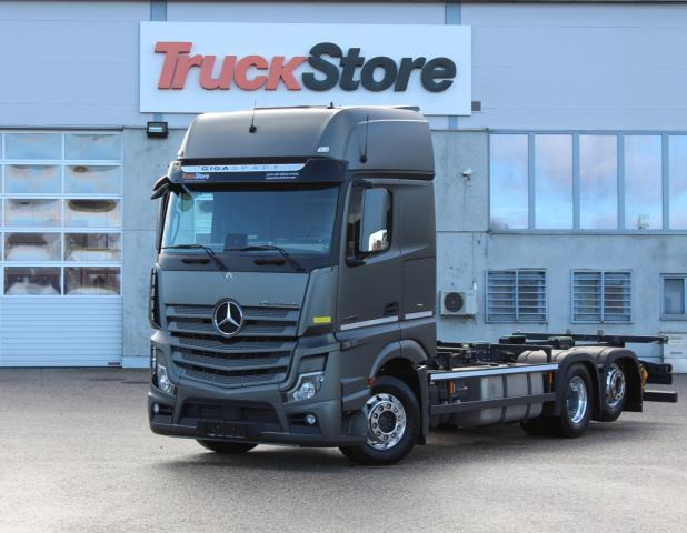 Mercedes-Benz Actros 2552LL ENA - Camión portacontenedore/ Intercambiable: foto 1 Mercedes-Benz Actros 2552LL ENA - Camión portacontenedore/ Intercambiable: foto 1