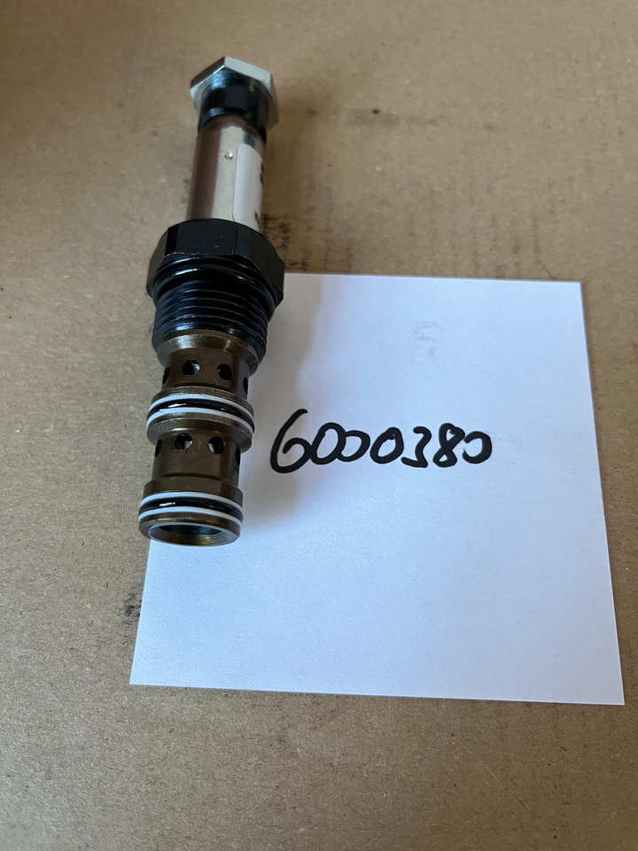 O&K Terex Valve 6000380 1455218 533-7208 - Piezas de recambio para Excavadora: foto 2 O&K Terex Valve 6000380 1455218 533-7208 - Piezas de recambio para Excavadora: foto 2