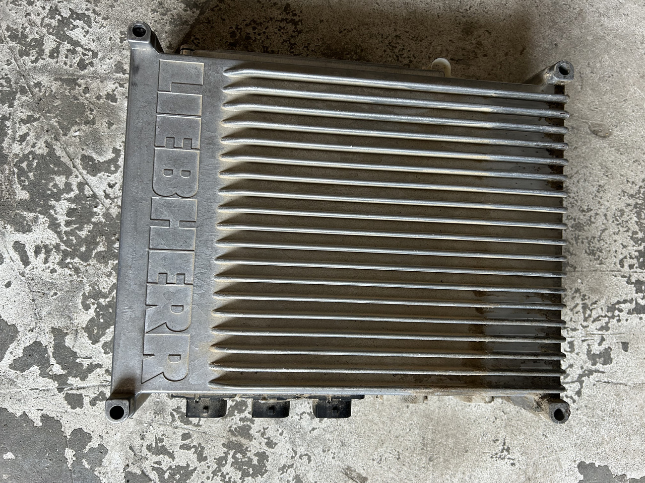 Komputer sterujący Liebherr R926 - Sistema eléctrico para Excavadora: foto 3 Komputer sterujący Liebherr R926 - Sistema eléctrico para Excavadora: foto 3