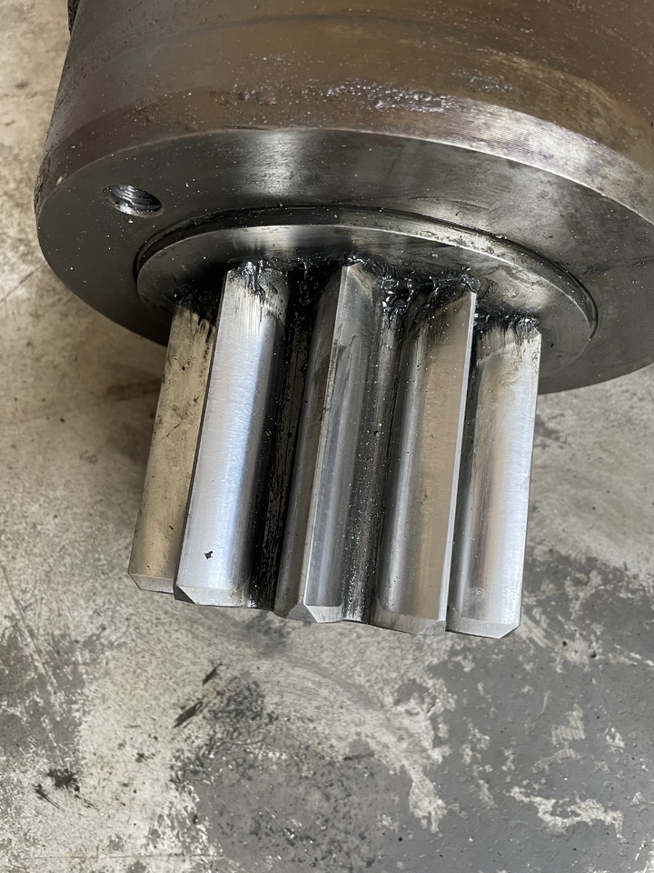 LIEBHERR 914 SAT 250/231 - Reductor de giro: foto 4 LIEBHERR 914 SAT 250/231 - Reductor de giro: foto 4