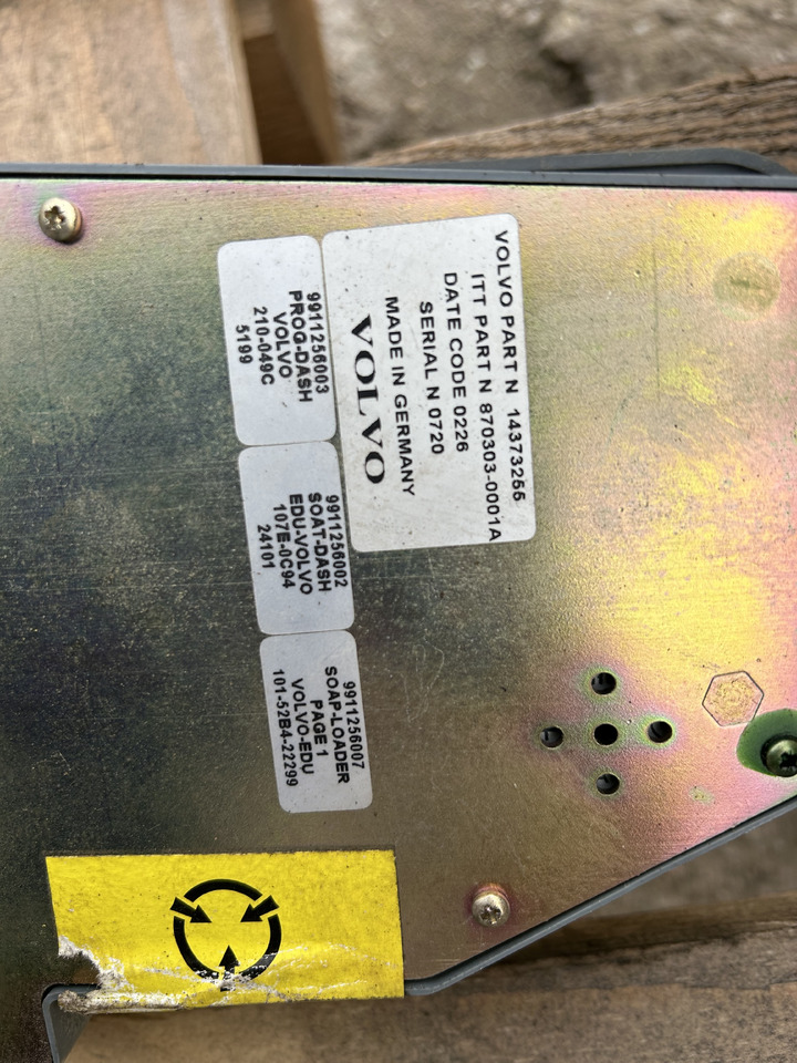 Volvo EW140 - Unidad de control para Excavadora de ruedas: foto 3 Volvo EW140 - Unidad de control para Excavadora de ruedas: foto 3