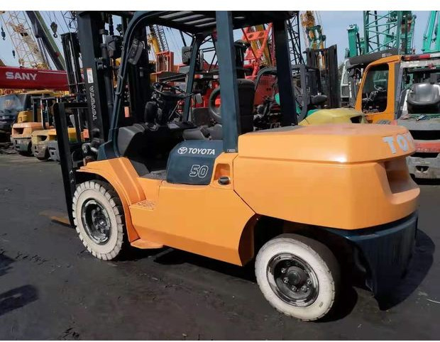 Carretilla elevadora 2016 Toyota 7FD50: foto 10