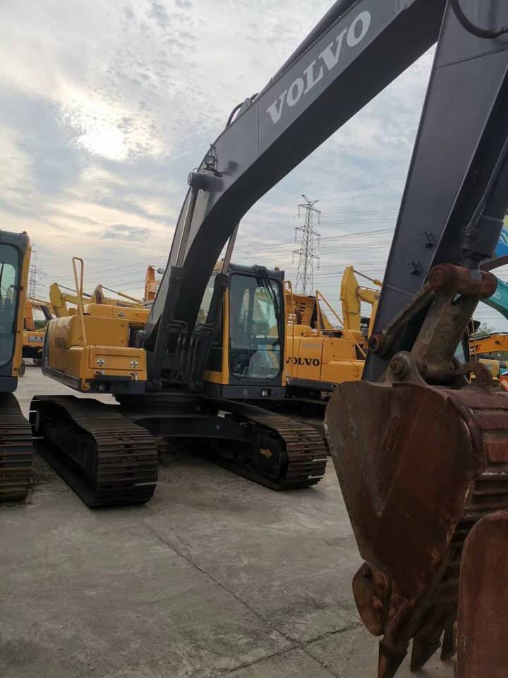 Volvo EC210B - Excavadora de cadenas: foto 1 Volvo EC210B - Excavadora de cadenas: foto 1