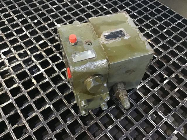 Liebherr Brake Valve - Válvula: foto 4 Liebherr Brake Valve - Válvula: foto 4