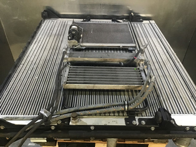 Radiador Liebherr Combined Radiator: foto 6 Radiador Liebherr Combined Radiator: foto 6