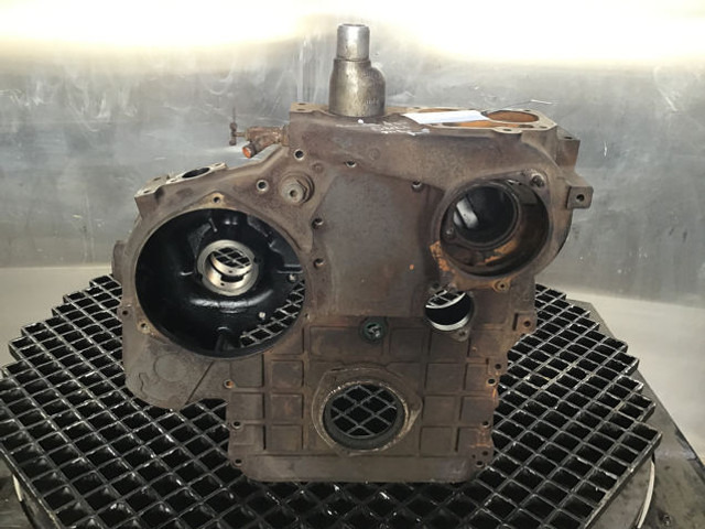 Liebherr Distribution Cover - Sistema eléctrico: foto 1 Liebherr Distribution Cover - Sistema eléctrico: foto 1