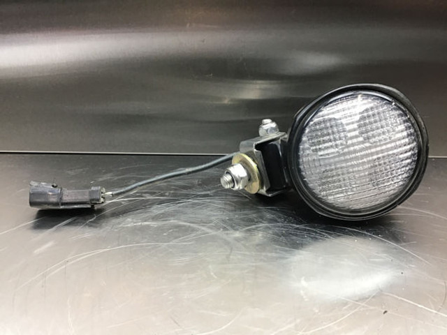Liebherr Head Light - Faro delantero: foto 1 Liebherr Head Light - Faro delantero: foto 1