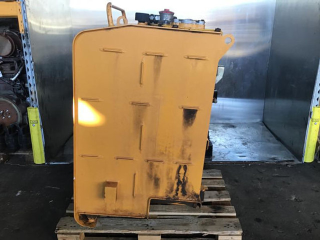 Depósito hidráulico Liebherr Hydraulic Tank: foto 9
