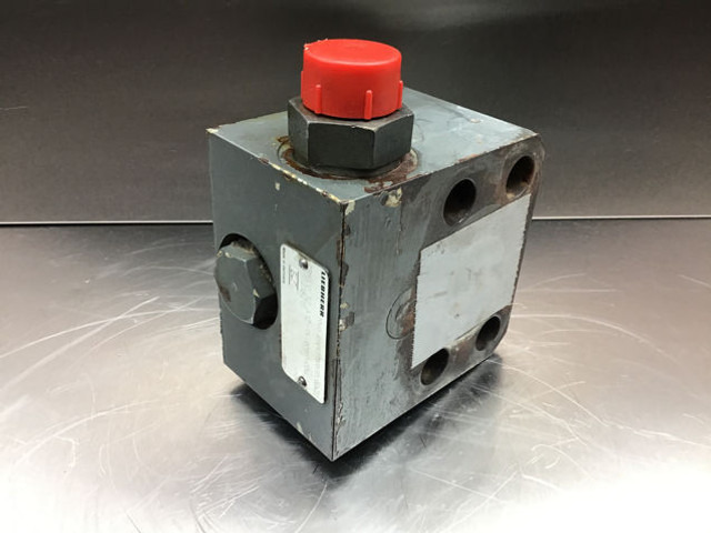 Liebherr Non Return Valve - Motor y piezas: foto 1 Liebherr Non Return Valve - Motor y piezas: foto 1