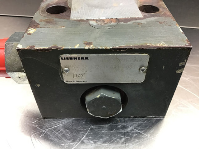 Liebherr Non Return Valve - Motor y piezas: foto 3 Liebherr Non Return Valve - Motor y piezas: foto 3
