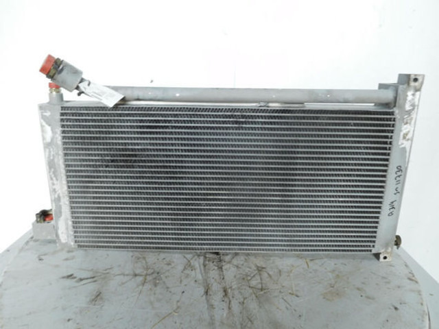Liebherr Oilcooler - Enfriador de aceite: foto 1 Liebherr Oilcooler - Enfriador de aceite: foto 1