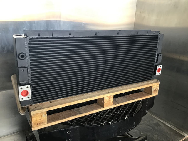 Enfriador de aceite nuevo Liebherr Oilcooler: foto 13