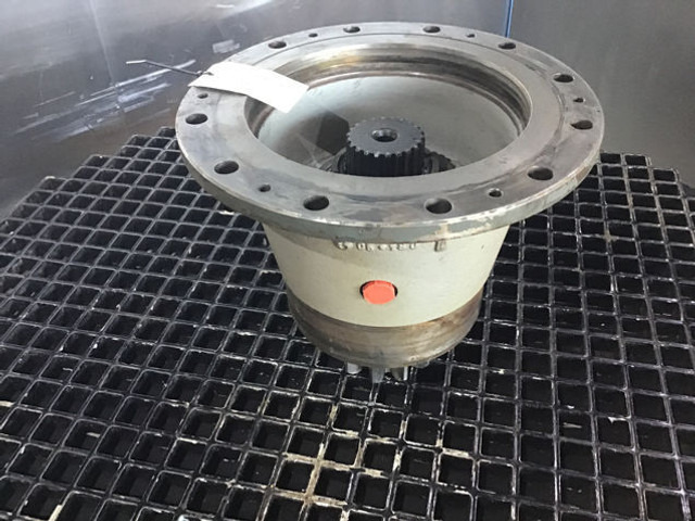 Liebherr Output Shaft Housing - Cubo: foto 2 Liebherr Output Shaft Housing - Cubo: foto 2