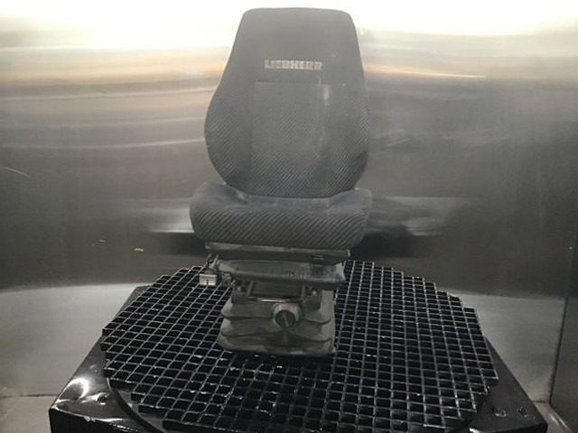 Liebherr - Asiento: foto 1 Liebherr - Asiento: foto 1