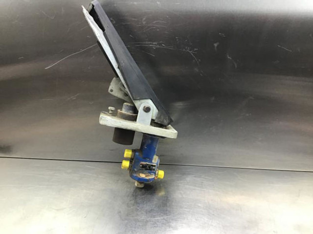 Liebherr Pedal - Pedal: foto 5 Liebherr Pedal - Pedal: foto 5