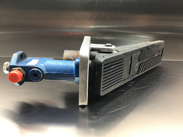 Liebherr Pilot Control Unit - Pedal: foto 4 Liebherr Pilot Control Unit - Pedal: foto 4