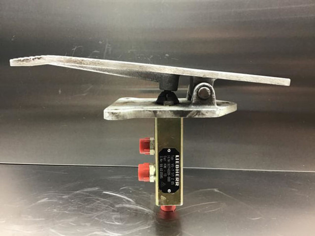 Liebherr Pilot Control Unit - Pedal: foto 3 Liebherr Pilot Control Unit - Pedal: foto 3