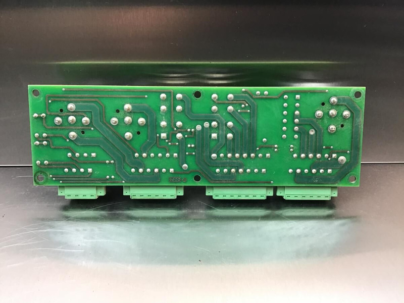 Liebherr R914B / R904 / A924C Li / A914 Li / A934B Li / R900C Li - Sistema eléctrico: foto 2 Liebherr R914B / R904 / A924C Li / A914 Li / A934B Li / R900C Li - Sistema eléctrico: foto 2