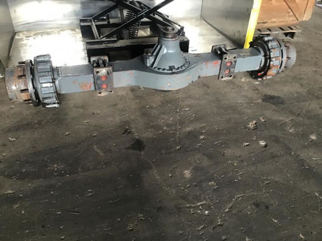 Eje y piezas Liebherr Rear Axle: foto 7
