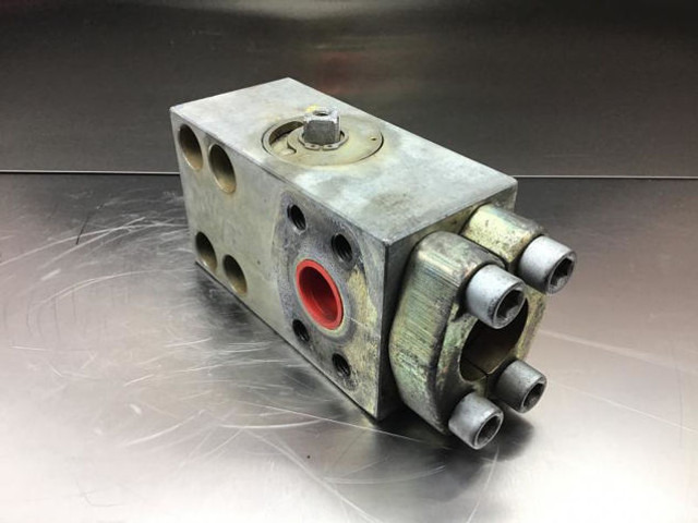 Liebherr Safety Valve - Válvula: foto 5 Liebherr Safety Valve - Válvula: foto 5