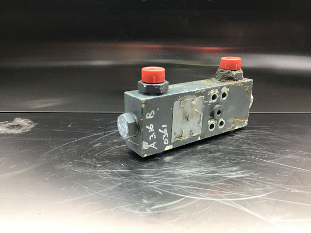 Liebherr Safety Valve - Válvula: foto 1 Liebherr Safety Valve - Válvula: foto 1