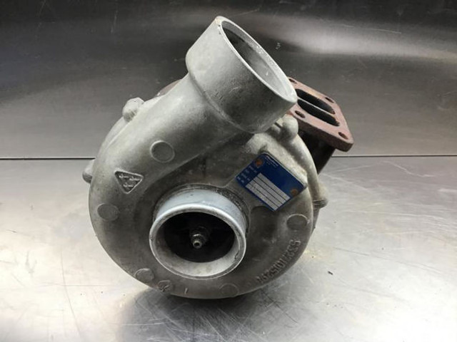 Liebherr Turbo Charger k27.2 - Turbocompresor: foto 1 Liebherr Turbo Charger k27.2 - Turbocompresor: foto 1