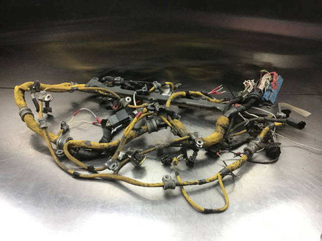 Liebherr Wire Harness - Cables/ Alambres: foto 1 Liebherr Wire Harness - Cables/ Alambres: foto 1