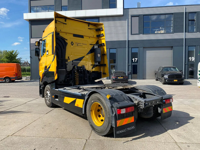 Renault T HIGH 480 Comfort / Full spoilers / 2x Tank - Cabeza tractora: foto 4 Renault T HIGH 480 Comfort / Full spoilers / 2x Tank - Cabeza tractora: foto 4