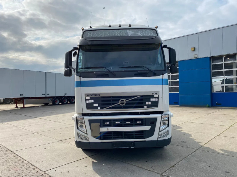 Volvo FH 12.420 6X2 / Steering Axle / 2x Tank / Euro 5 - Cabeza tractora: foto 2 Volvo FH 12.420 6X2 / Steering Axle / 2x Tank / Euro 5 - Cabeza tractora: foto 2
