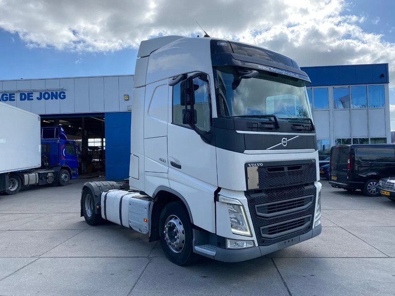 Volvo FH 13.460 Globetrotter / 2x Tank / 394.865 Km / Euro 6 - Cabeza tractora: foto 3 Volvo FH 13.460 Globetrotter / 2x Tank / 394.865 Km / Euro 6 - Cabeza tractora: foto 3