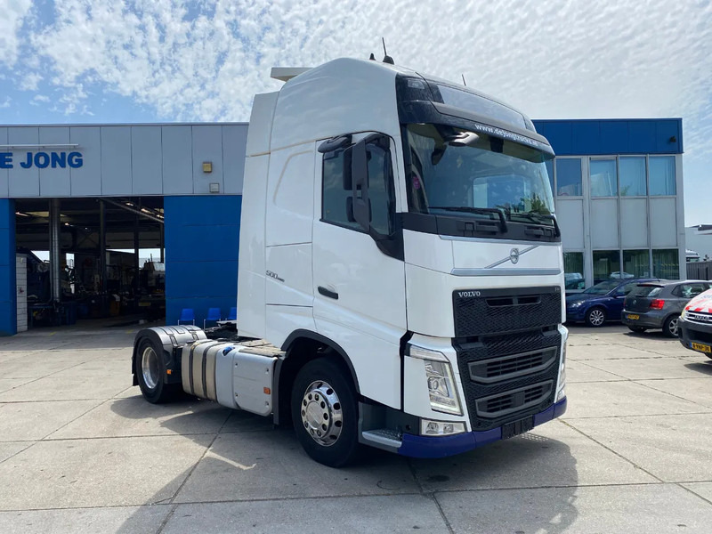 Volvo FH 13.500 Globetrotter XL / I-parkCool / Alcoa / 2x Tank - Cabeza tractora: foto 3 Volvo FH 13.500 Globetrotter XL / I-parkCool / Alcoa / 2x Tank - Cabeza tractora: foto 3